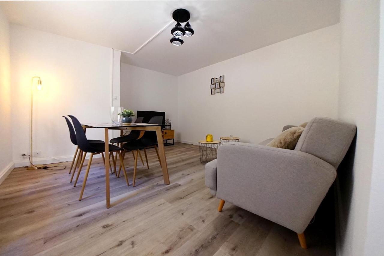 Appartement Au Coeur De Cours La Ville Екстер'єр фото