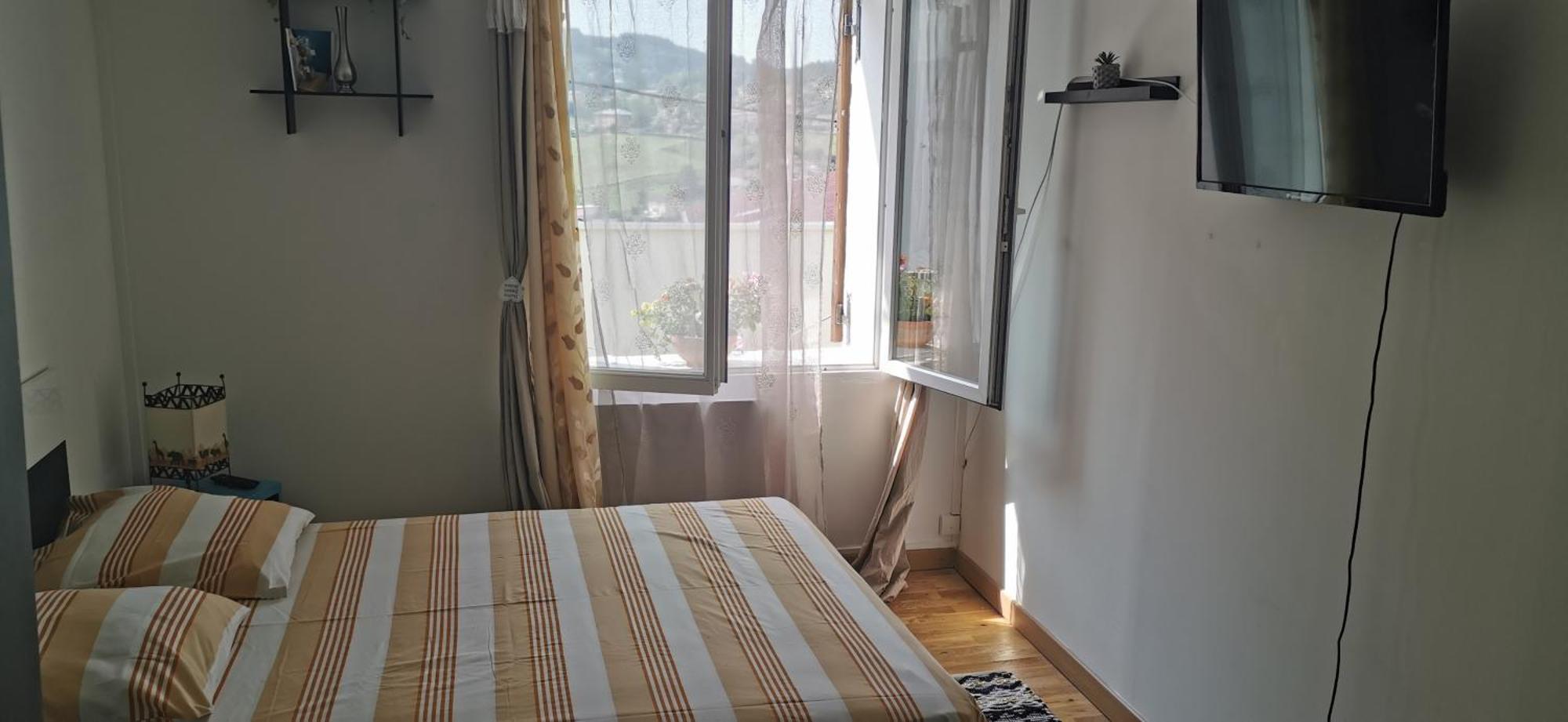 Appartement Au Coeur De Cours La Ville Екстер'єр фото