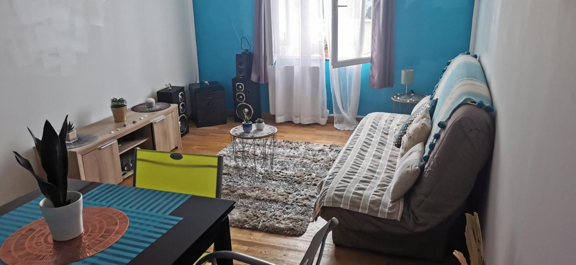 Appartement Au Coeur De Cours La Ville Екстер'єр фото